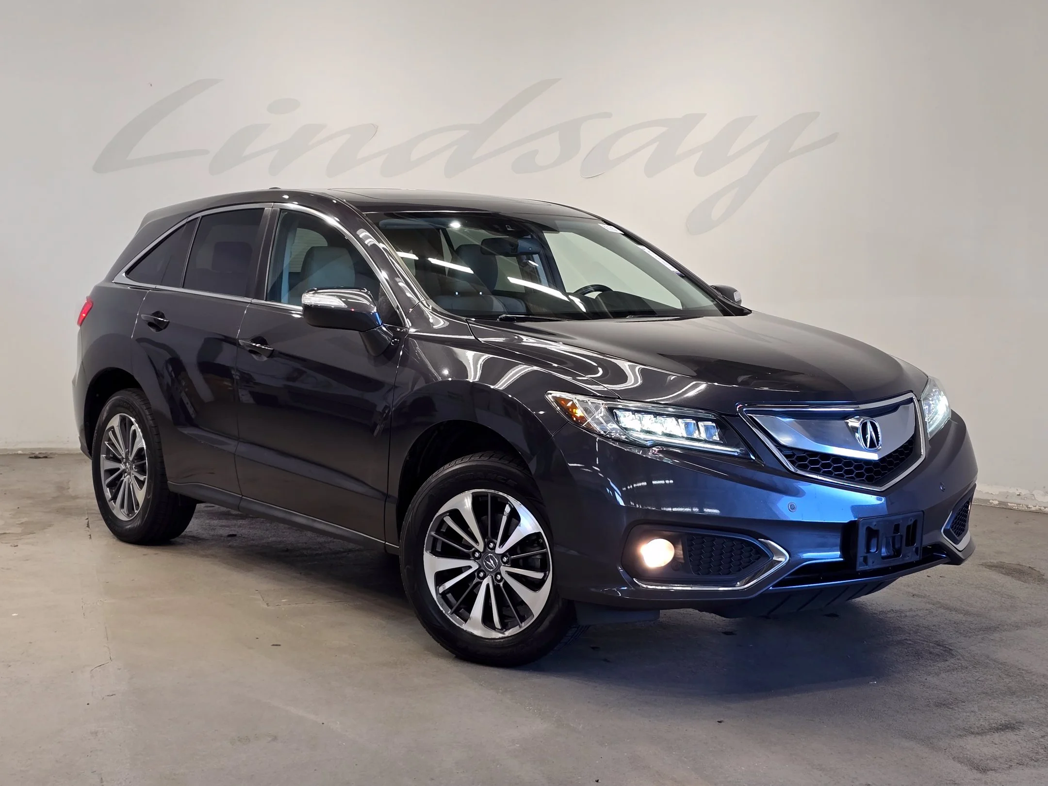 Used 2016 Graphite Luster Metallic Acura Base image 2