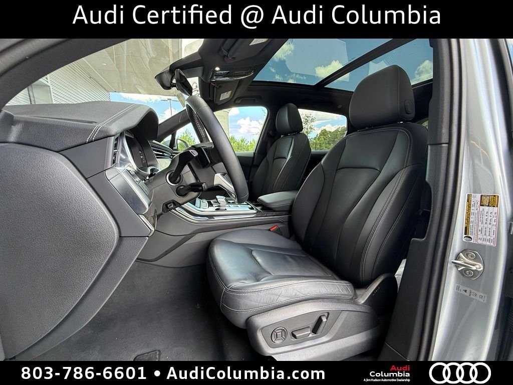 Used 2025  Audi 55 Premium Plus image 5