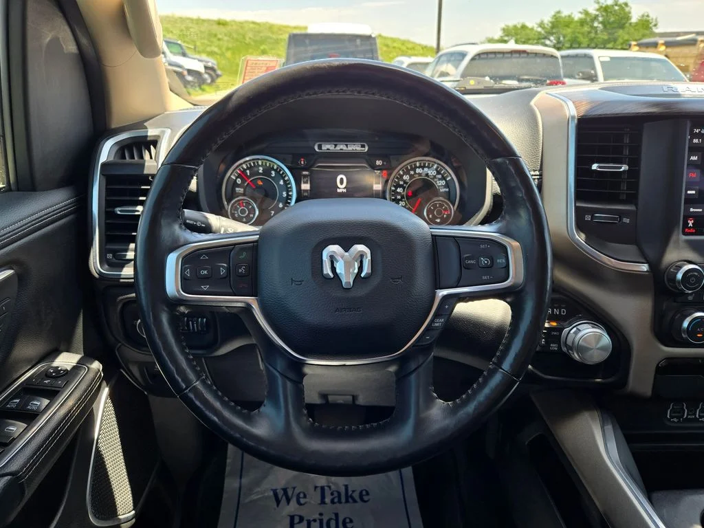 Used 2020 Black Ram Laramie image 19