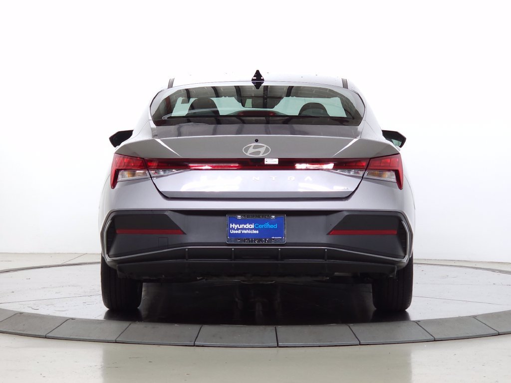 Certified Used 2025 Fluid Metal Hyundai Blue image 8