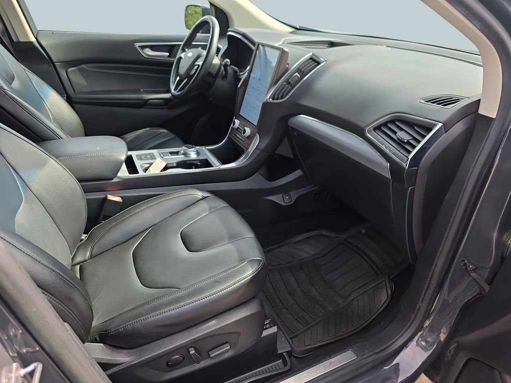 2021 Ford Edge Titanium - Photo 31
