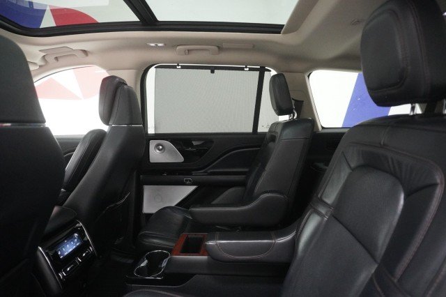 Used 2021 WHITE Lincoln Reserve image 21