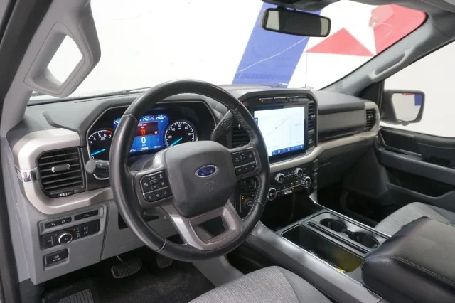 Used 2021 SILVER Ford XLT image 17