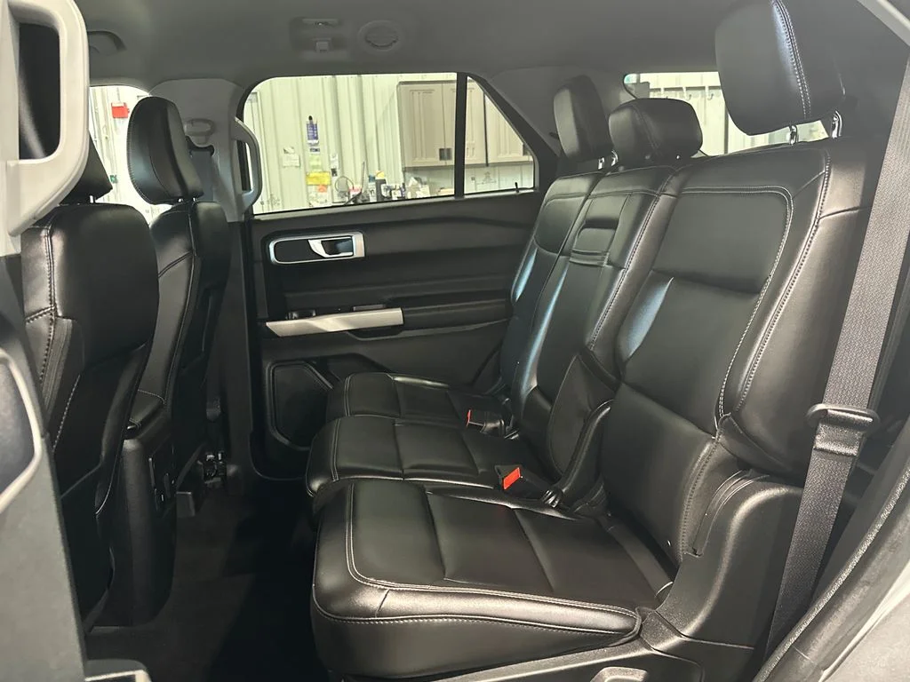 Used 2024 Silver Ford XLT image 25
