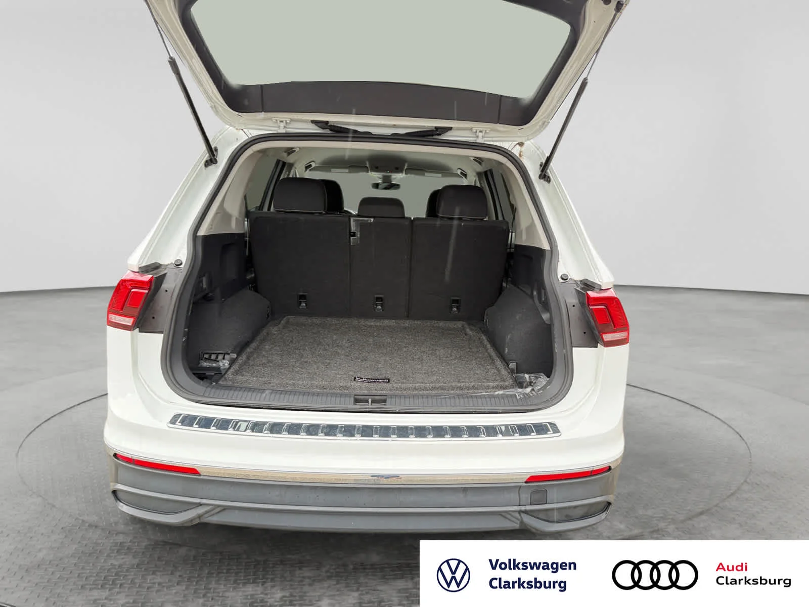 Used 2023 Pure White Volkswagen S image 23