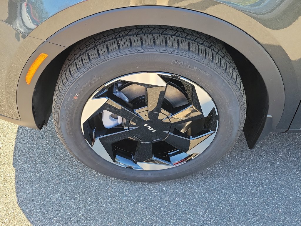 New 2026 Interstellar Gray Kia EX image 39