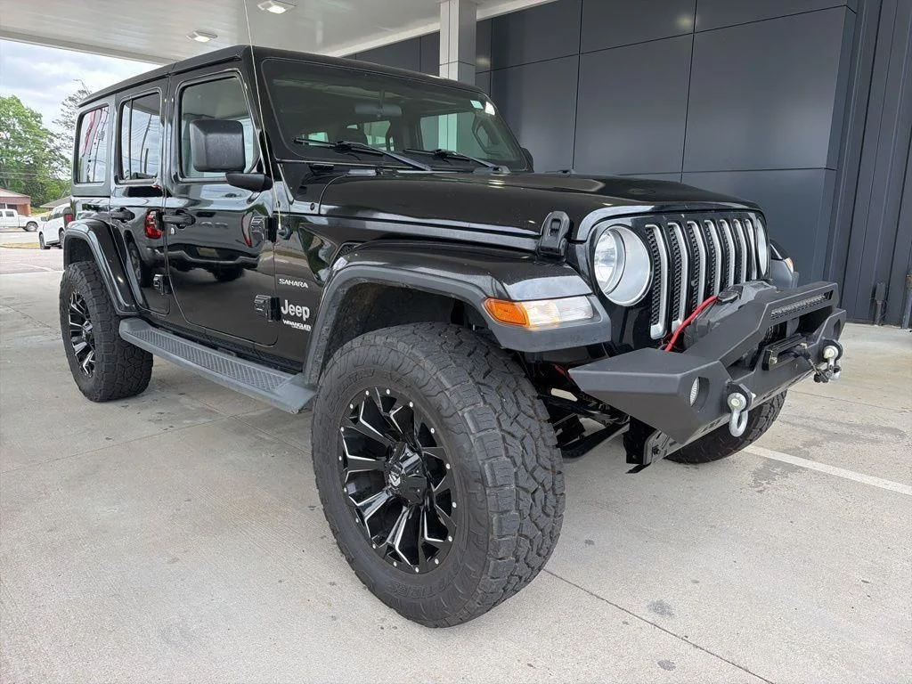 Used 2020 Black Jeep Unlimited Sahara image 3
