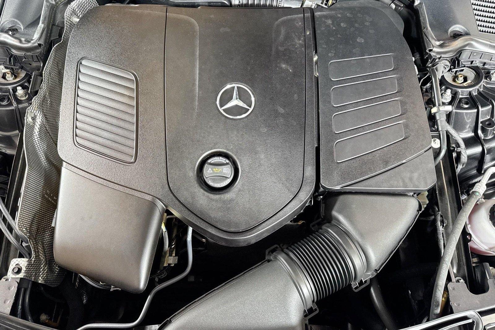 Used 2023 Graphite Grey Metallic Mercedes-Benz C 300 image 29