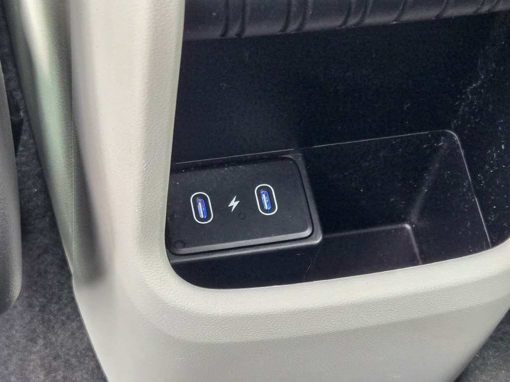 Certified Used 2024 Denim Blue Pearl Hyundai SE image 15