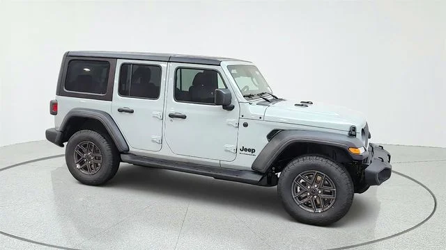 New 2027 Earl Clearcoat Jeep Sport S image 14