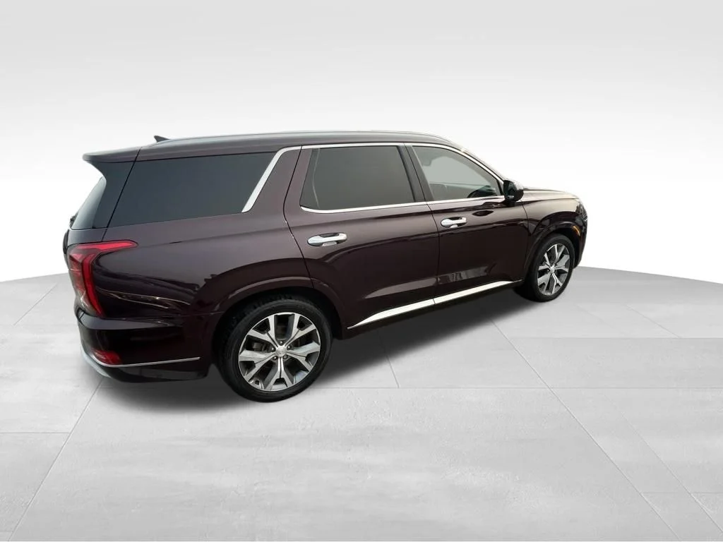 Used 2021 Red Hyundai Limited image 19