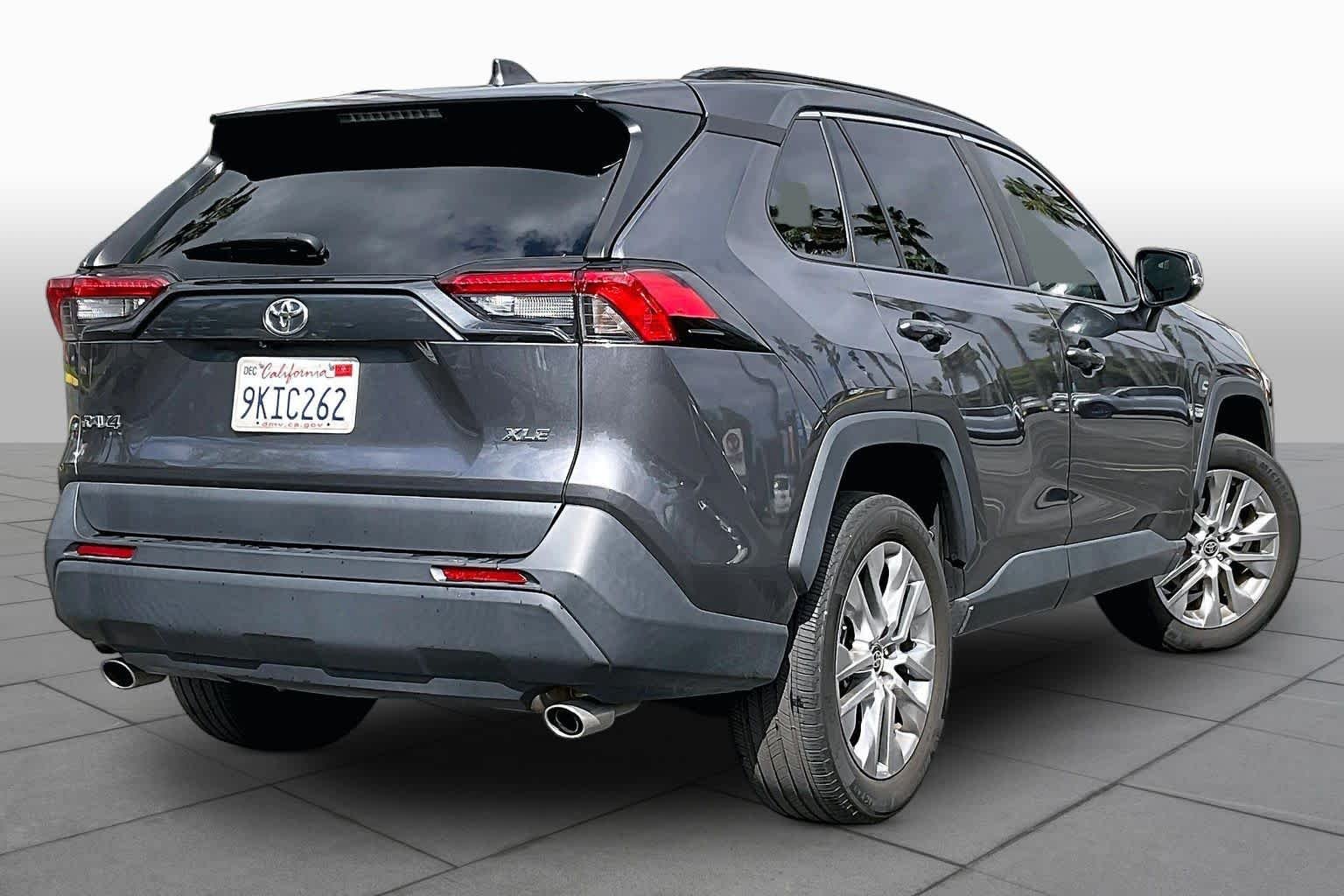 Used 2024 Magnetic Gray Metallic Toyota XLE Premium image 12