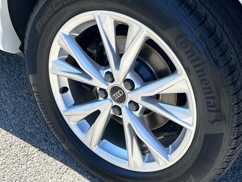 Used 2025 White Audi S line Premium image 12