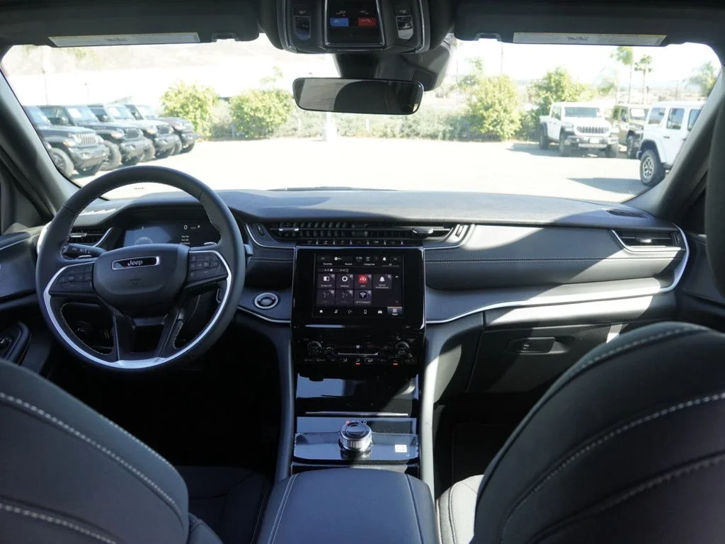 New 2026 Velvet Red Pearlcoat Jeep Laredo image 26