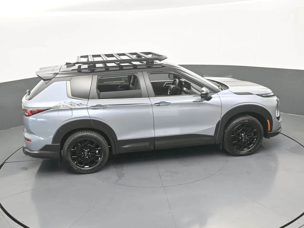 2025 Mitsubishi Outlander Trail Edition - Photo 64