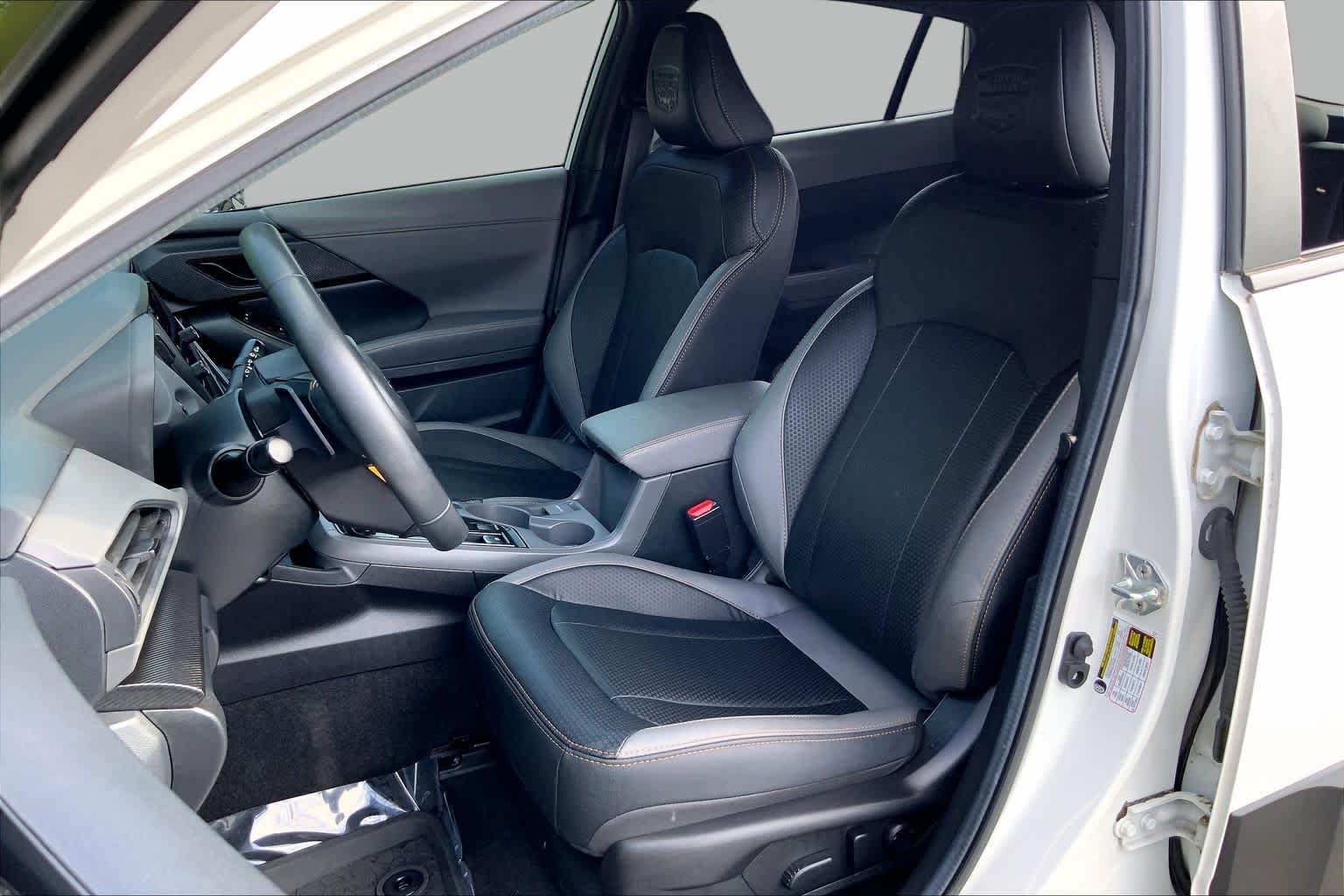 Used 2024 Crystal White Pearl Subaru Wilderness image 7