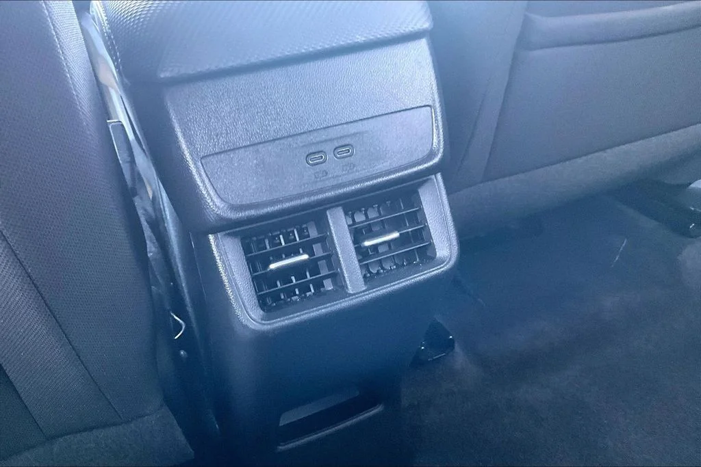 2025 Chevrolet Equinox LT - Photo 12