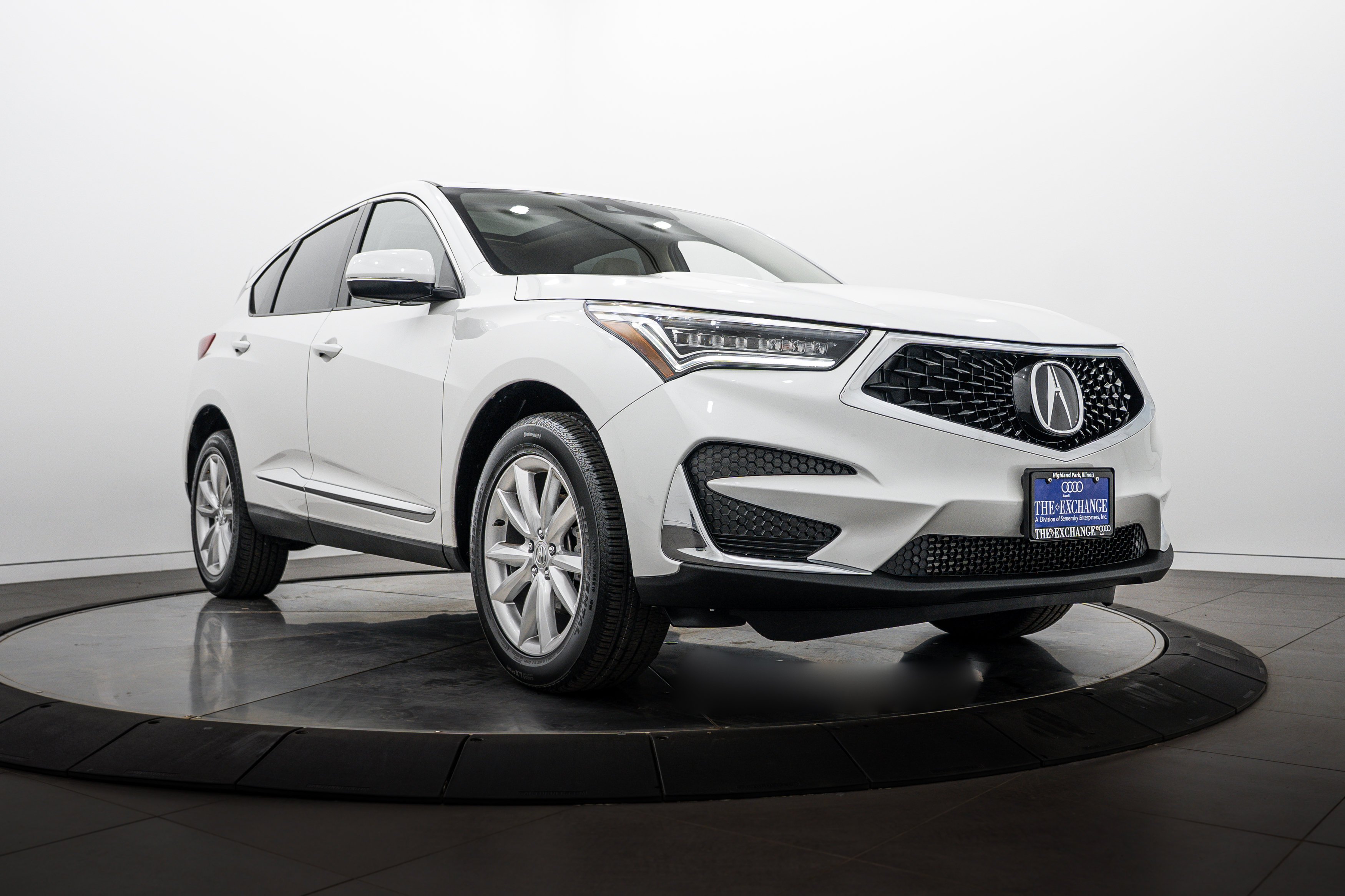Used 2021 Platinum White Pearl Acura  image 1