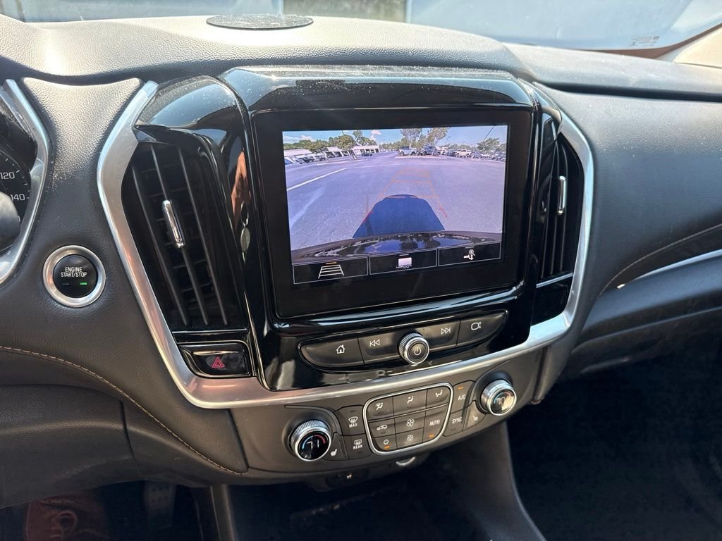 Used 2020 Red Chevrolet 3LT image 7