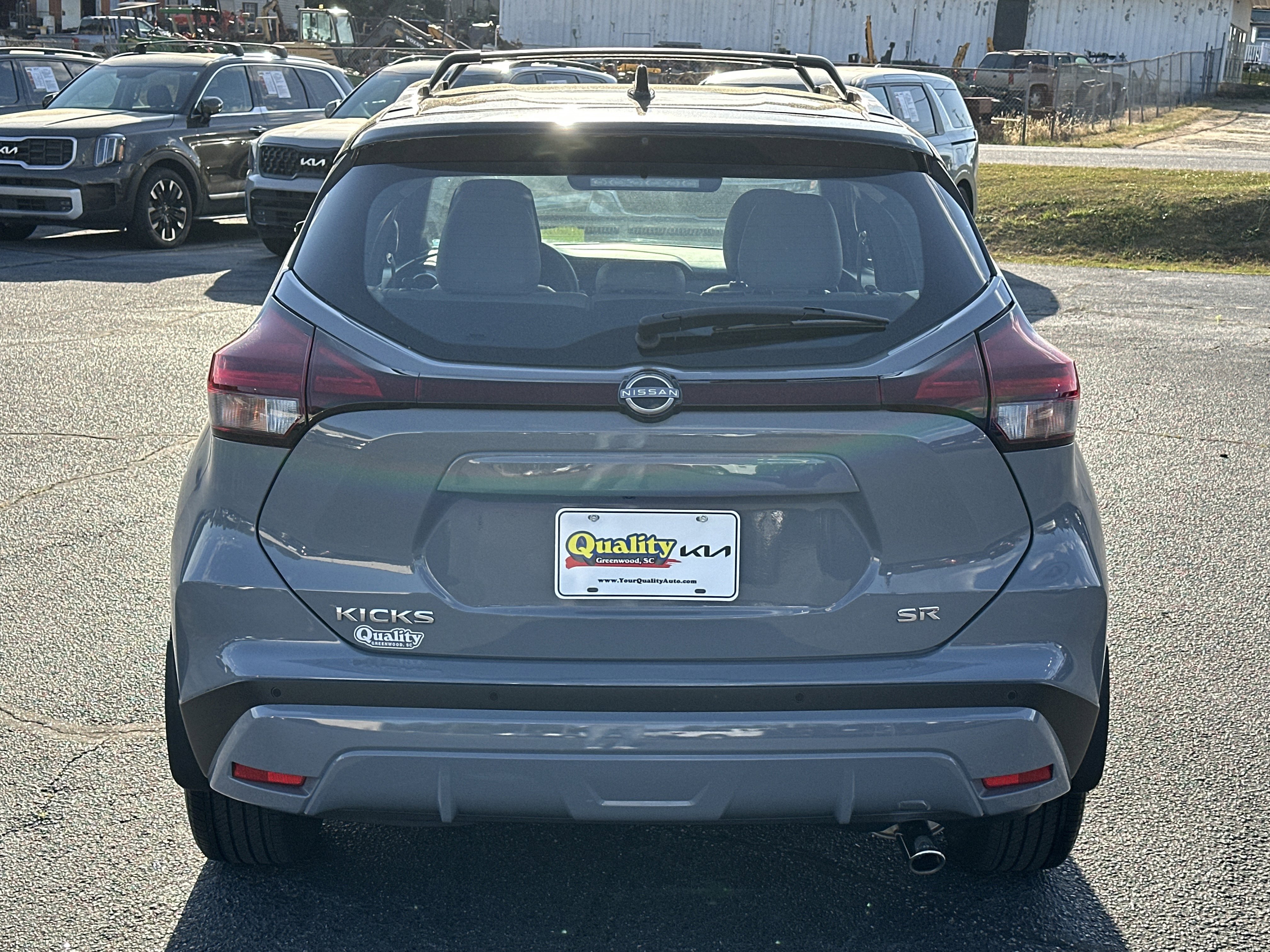 Used 2023 Gray/Super Black Nissan SR image 7