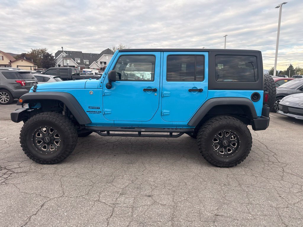 Certified Used 2017 Chief Clearcoat Jeep Unlimited Sport image 13
