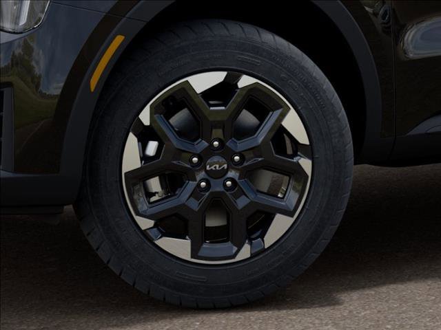 New 2026 Ebony Black Kia S image 9