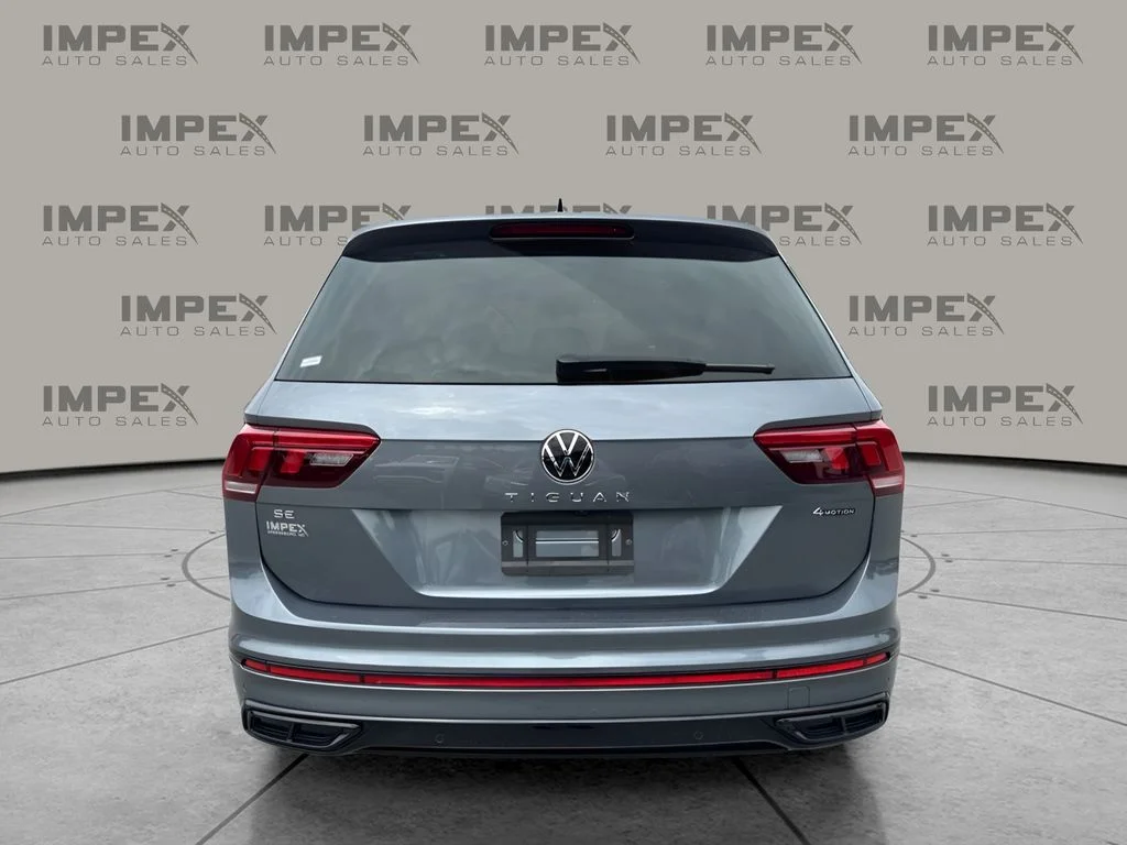 Used 2022 Gray Volkswagen 2.0T SE R-Line Black image 4