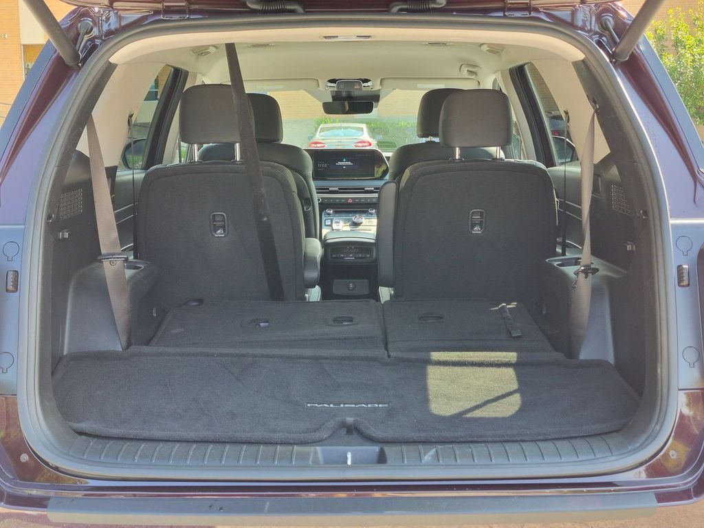 Used 2024 Red Hyundai SEL image 6