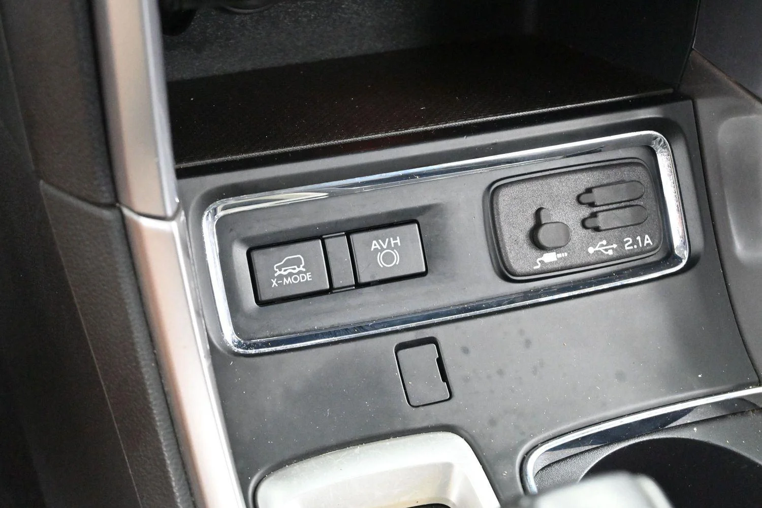 Used 2021 Magnetite Gray Metallic Subaru Limited image 27