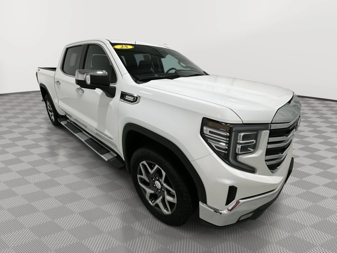 Used 2025 Summit White GMC SLT image 7