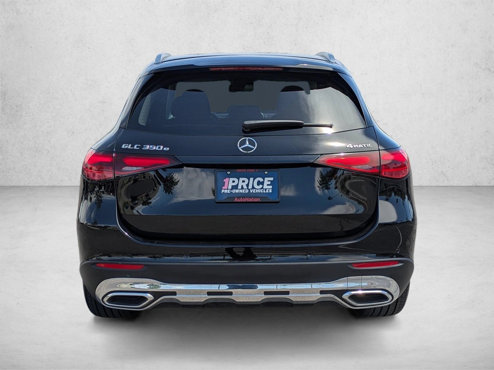 Used 2025 Black Mercedes-Benz GLC 350e image 7