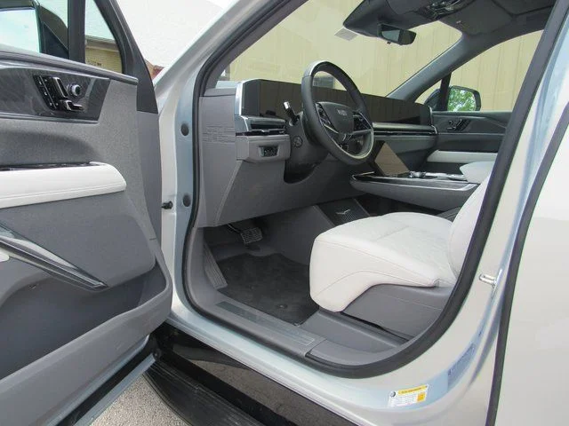 2025 Cadillac Escalade IQ Sport 1 - Photo 6