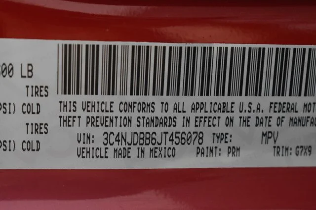 Used 2018 Red Jeep Latitude image 38