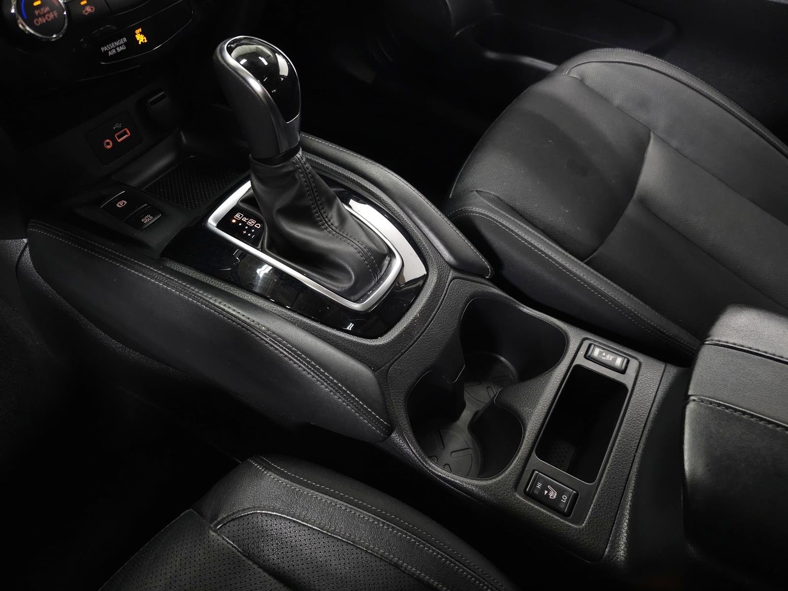 Used 2020 Magnetic Black Pearl G41 Nissan SL image 28