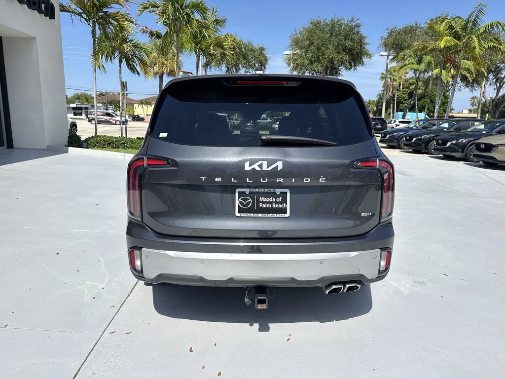 Used 2023 Gray Kia SX-Prestige image 2