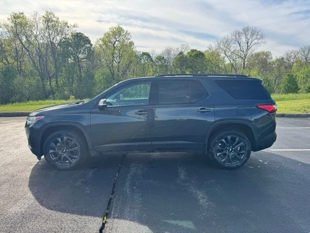 Used 2021 Gray Chevrolet RS image 4