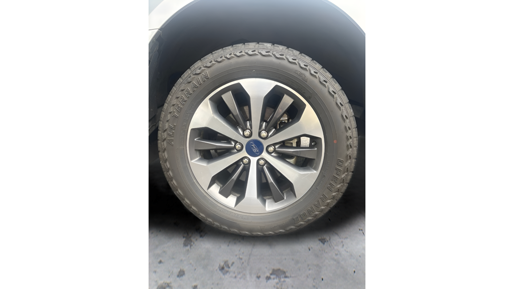 Used 2019 Ingot Silver Ford XL image 17