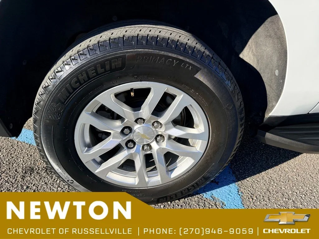 Used 2022 Summit White Chevrolet LT image 33