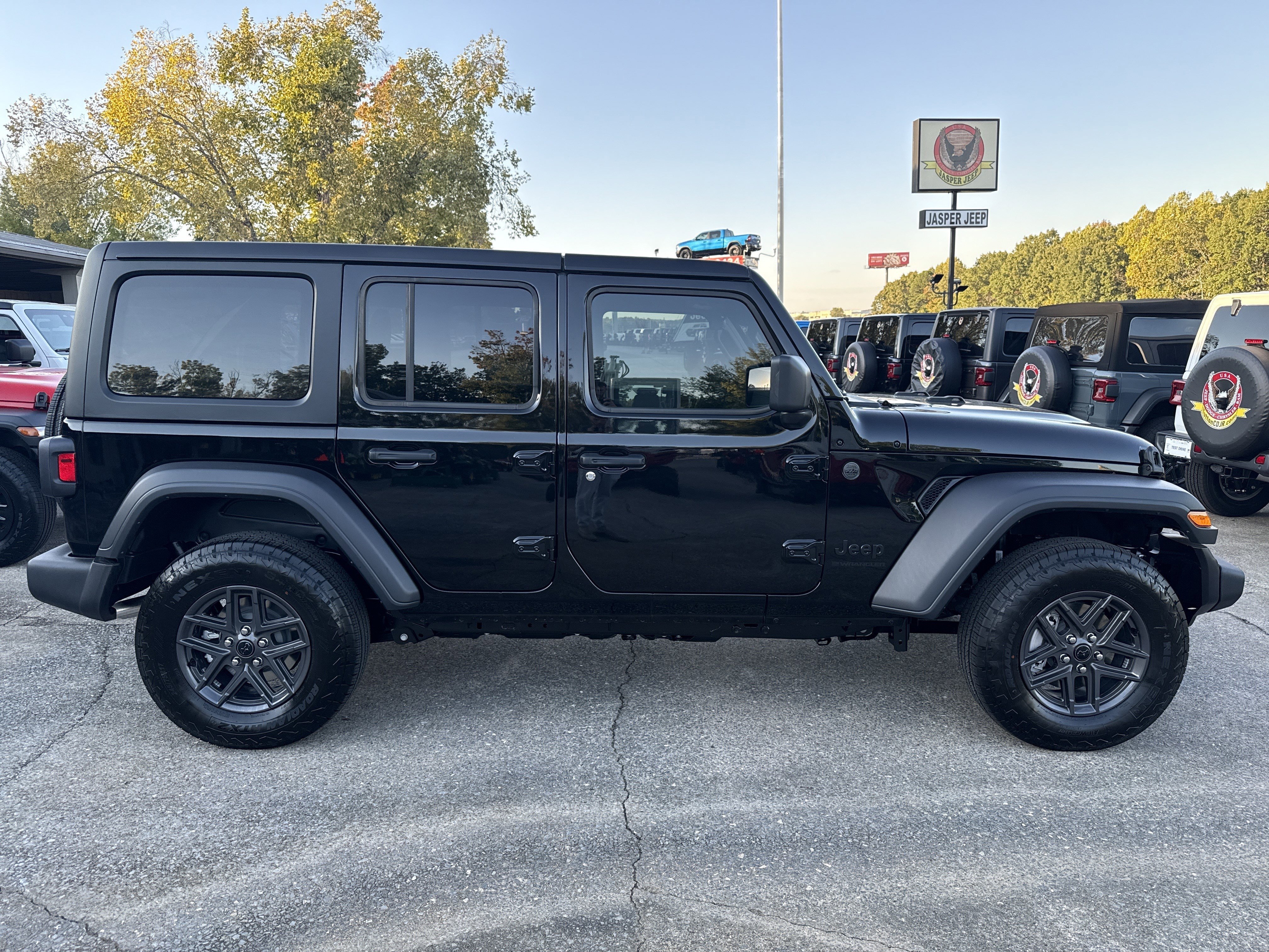 New 2026 Black Clear-Coat Exterior Paint Jeep Sport S image 8