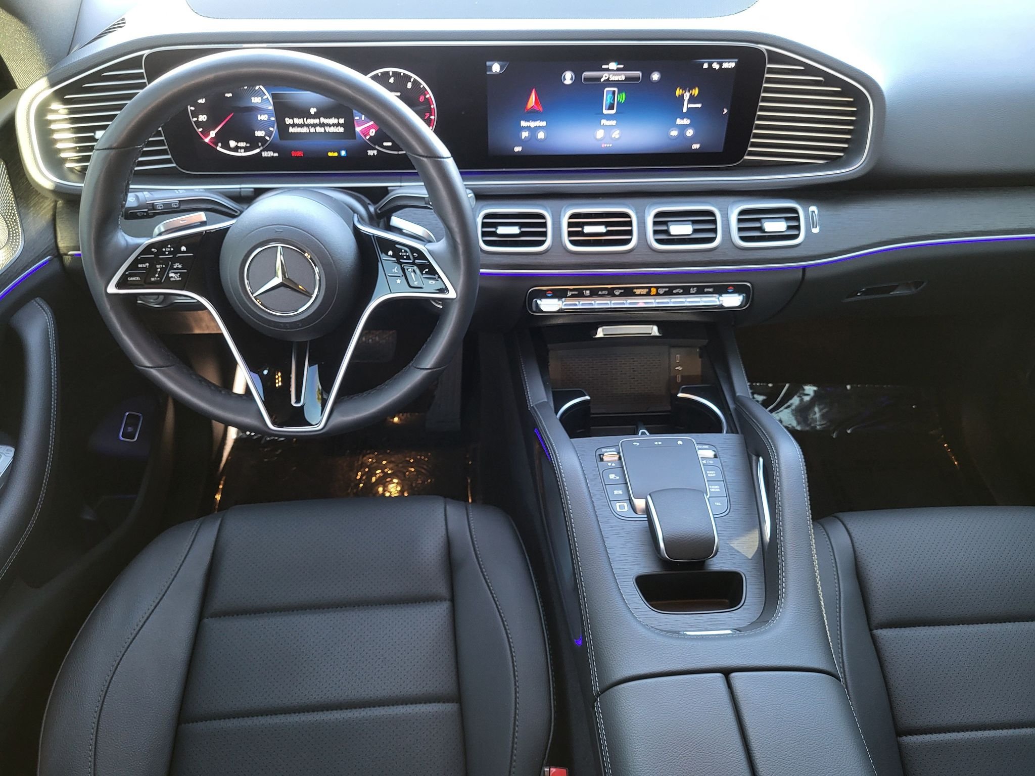 Certified Used 2025 Obsidian Black Metallic Mercedes-Benz GLE450 4MATIC® image 35