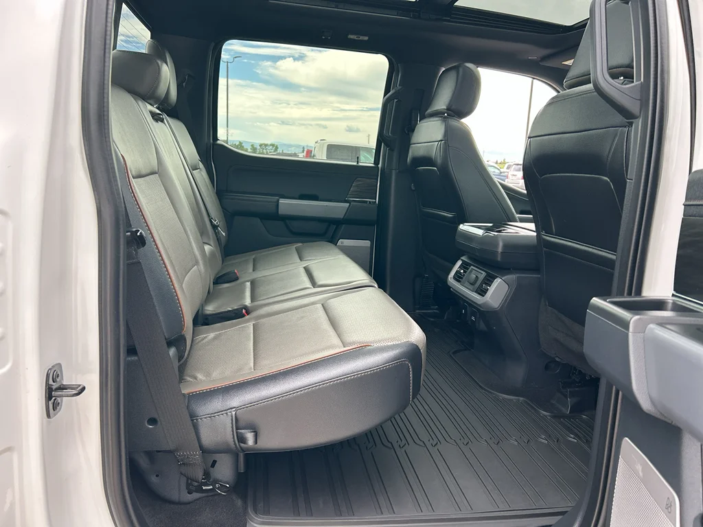 Certified Used 2024 Oxford White Ford LARIAT image 24