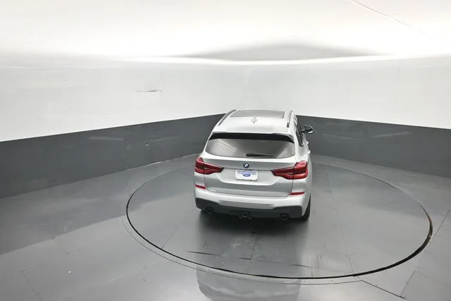 Used 2021 Silver BMW xDrive30i image 36