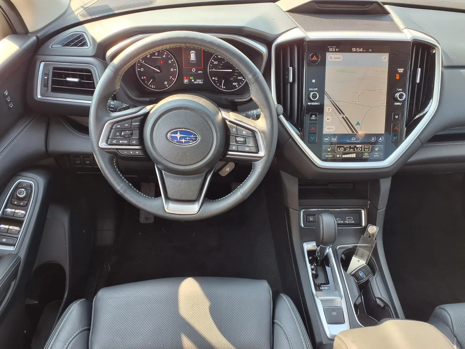Used 2025  SUBARU UTILITY image 4