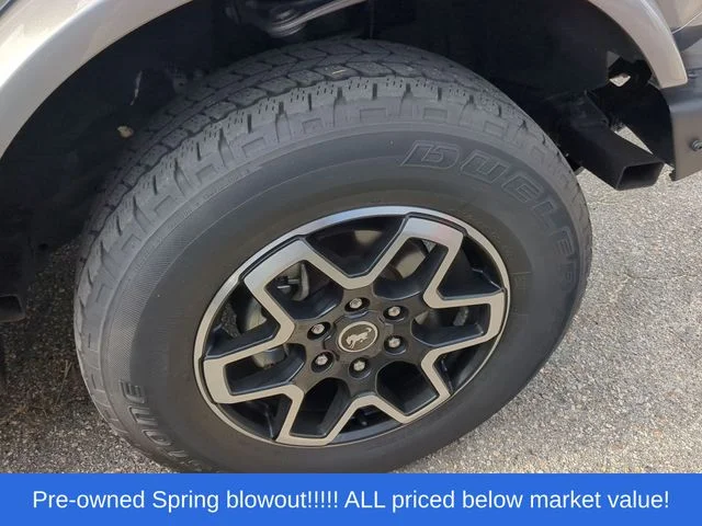 Used 2021 Silver Ford Outer Banks image 15