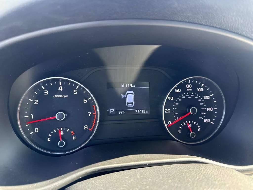Used 2020 Red Kia LX image 19