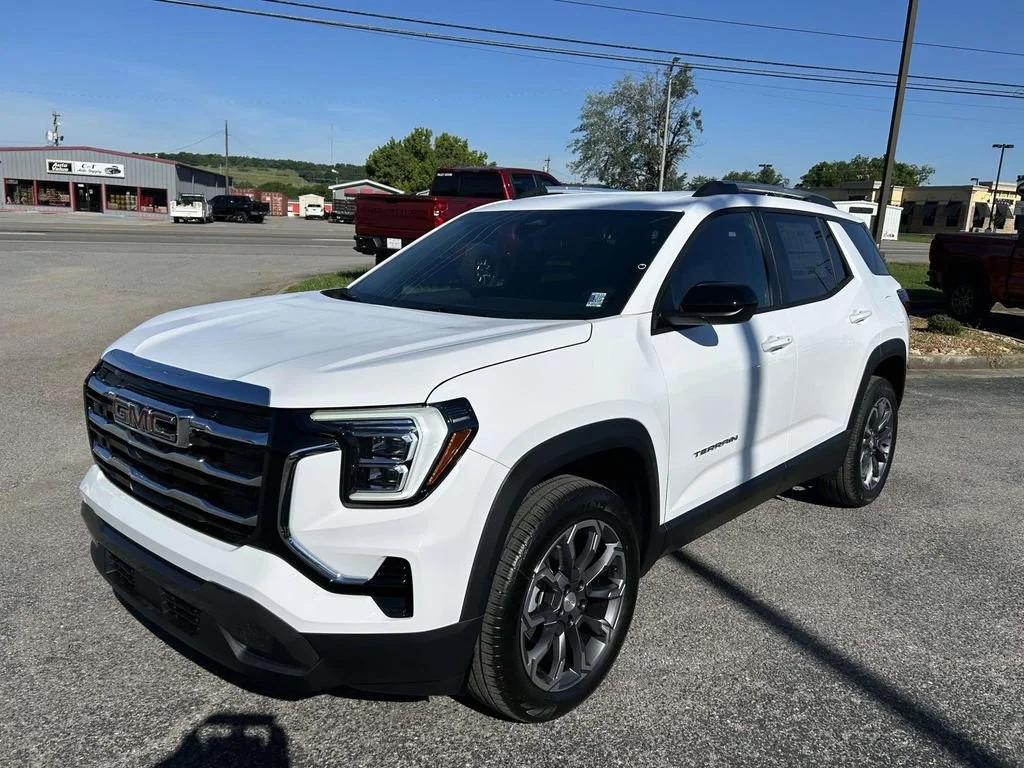 New 2026 Summit White GMC Elevation image 8