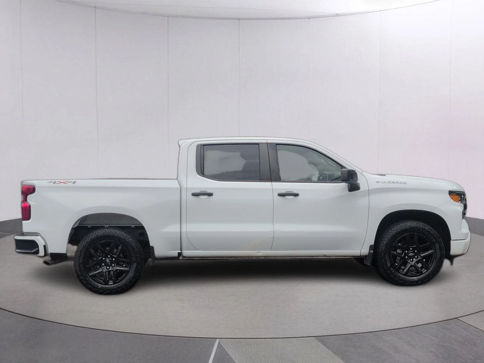 Used 2023 Summit White Chevrolet Custom image 7