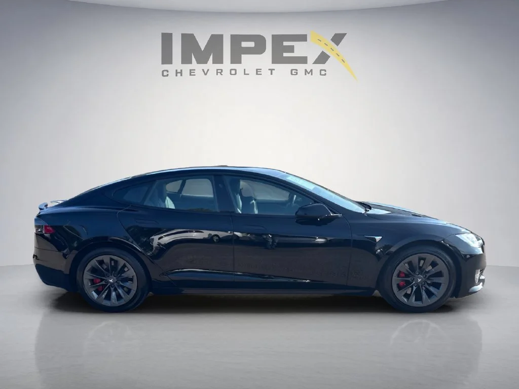 Used 2020  Tesla Performance image 6