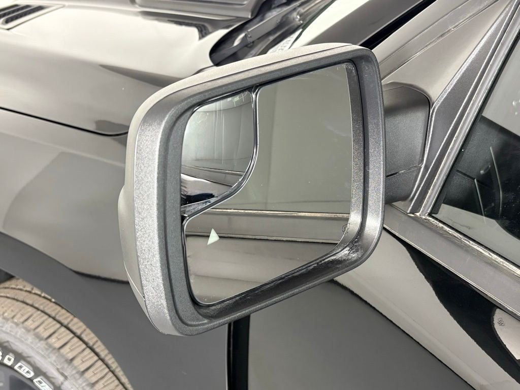 New 2026 Diamond Black Crystal Pearl-Coat Exterior Paint RAM Express image 13