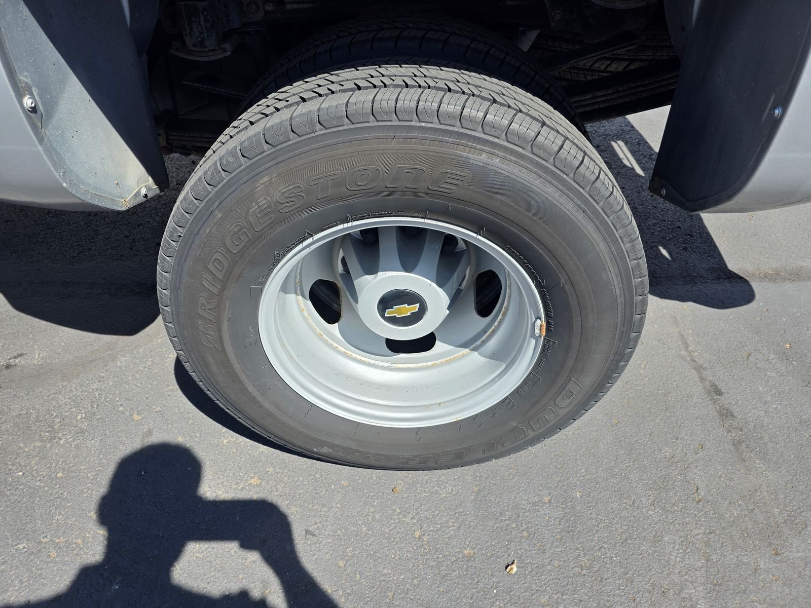 Used 2018 Silver Ice Metallic Chevrolet Work Truck image 9